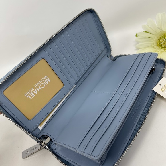 Michael Kors JST Large Zip Wallet - Picture 7 of 9